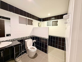 Prego Riverview,,2 star