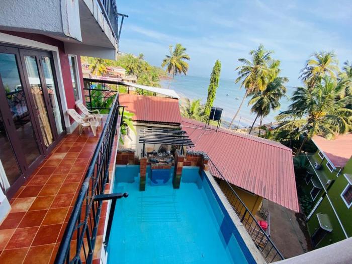 villa tidina and the country house
