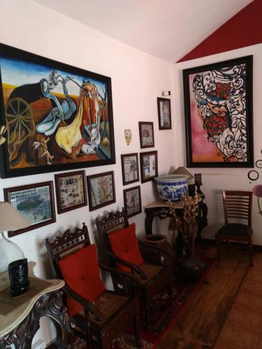 villa tidina and the country house