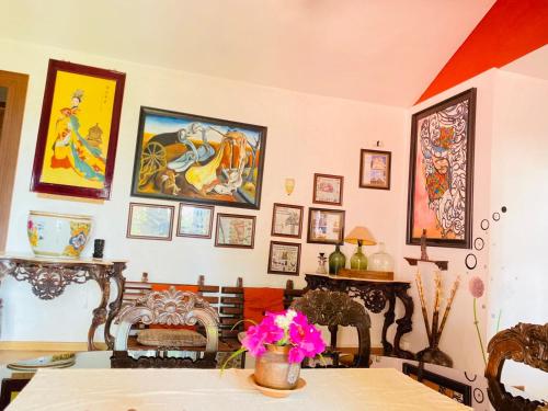 villa tidina and the country house