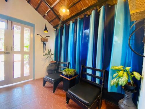 villa tidina and the country house