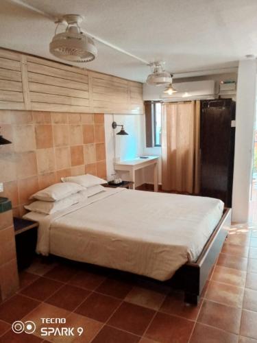 villa tidina and the country house
