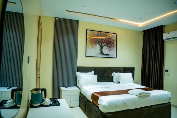 nirvana city hotel