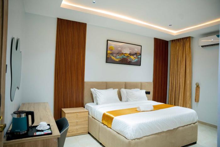 nirvana city hotel