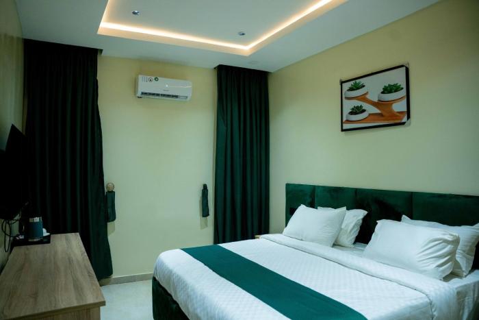 nirvana city hotel