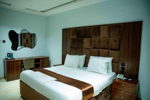 nirvana city hotel