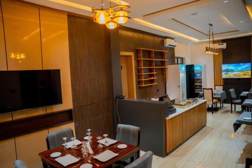 nirvana city hotel