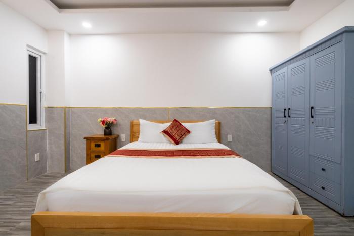 helen airport hotel