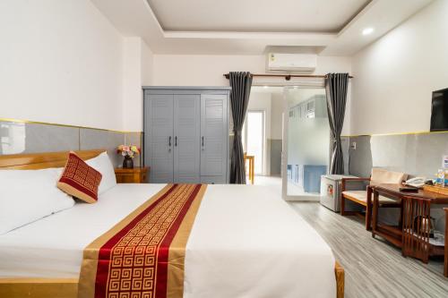 helen airport hotel