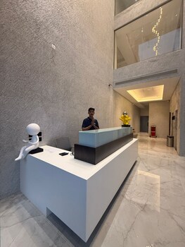 Hotel Stoneleaf,,2 star