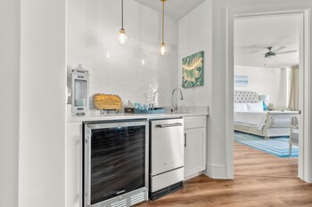 turquoise place beachside retreat