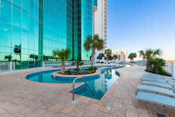 turquoise place beachside retreat