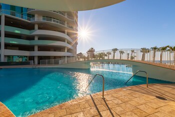 turquoise place beachside retreat