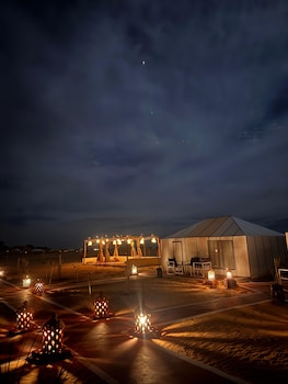 desert luxury camp merzouga