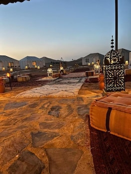 desert luxury camp merzouga