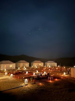 desert luxury camp merzouga