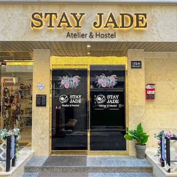 stay jade