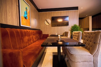 bourdillon hotel and apartments airport rd