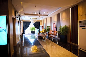Bourdillon Hotel & Apartments Airport Rd,,3 star