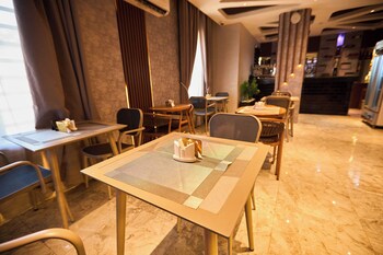 bourdillon hotel and apartments gwarimpa