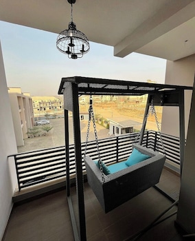 mavis suites