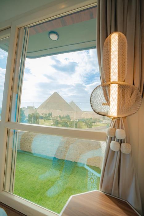 aura pyramids boutique hotel