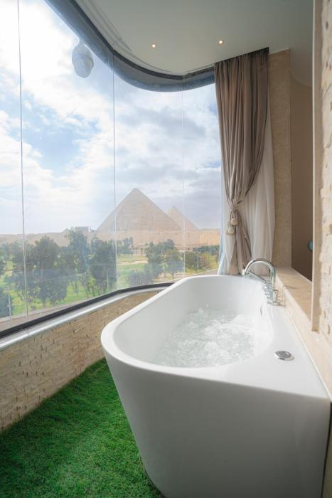 aura pyramids boutique hotel