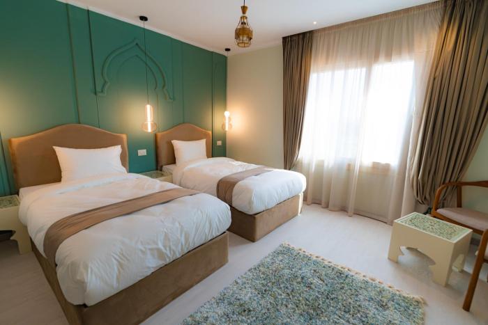 aura pyramids boutique hotel