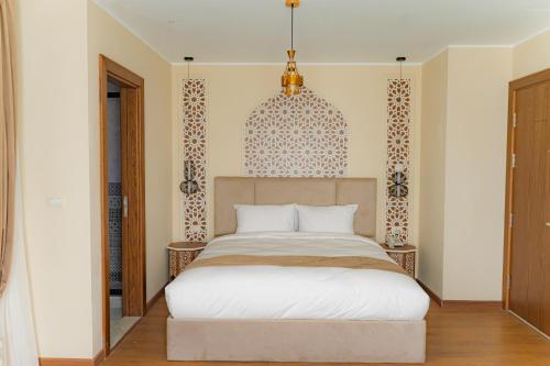 aura pyramids boutique hotel