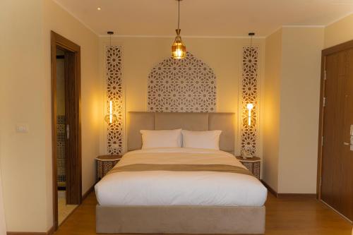 aura pyramids boutique hotel