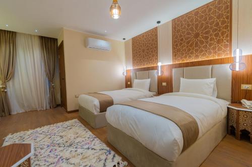 aura pyramids boutique hotel