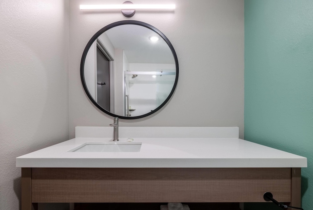 echo suites extended stay by wyndham bozeman