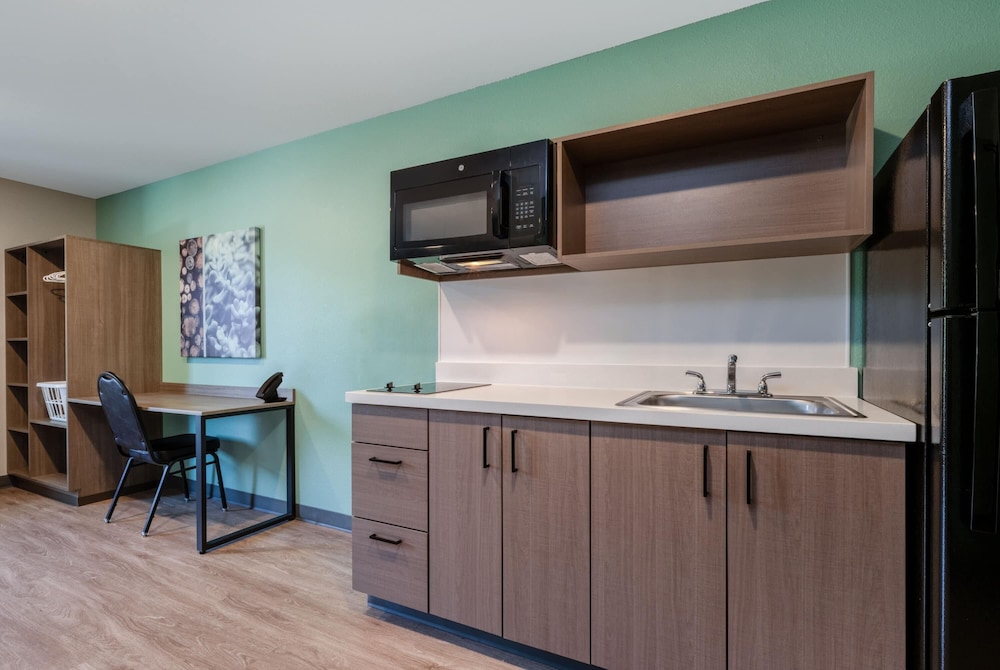 echo suites extended stay by wyndham bozeman