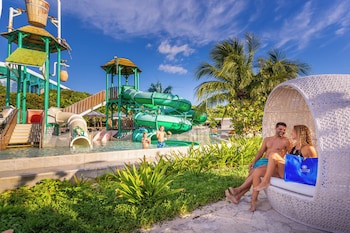 platinum tower at sandos playacar all inclusive