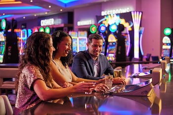 Coweta Casino Hotel,,2 star