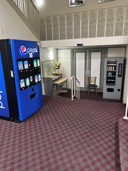 Economy Inn Of Reading,,2 star