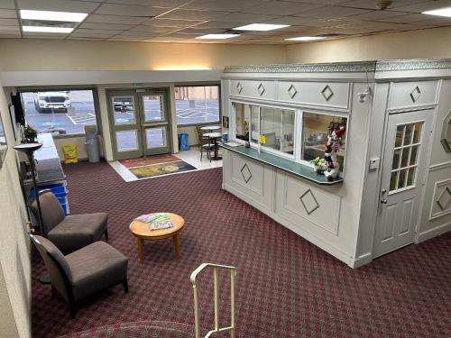 economy inn of reading
