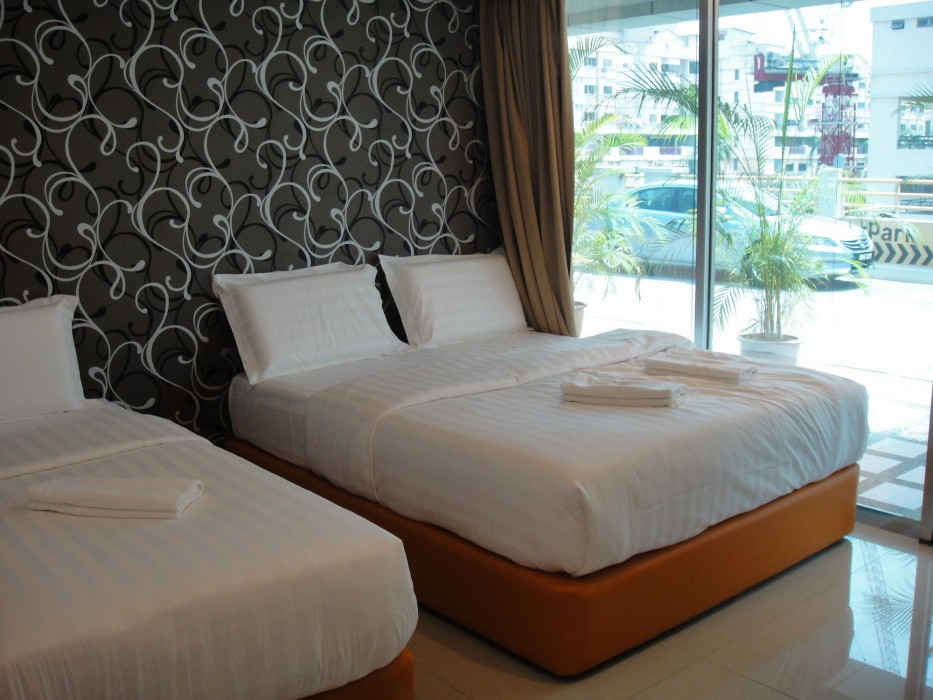 1 hotel kuchai lama