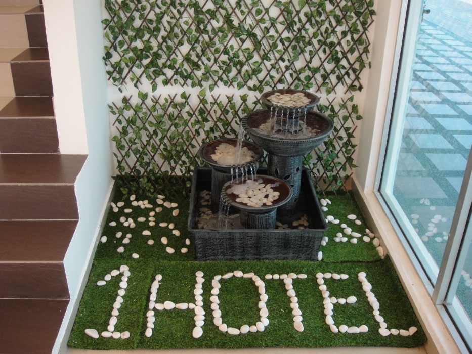 1 hotel kuchai lama