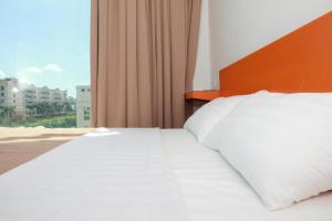 1 hotel kuchai lama