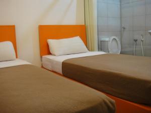 1 hotel kuchai lama