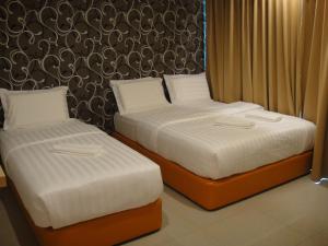 1 hotel kuchai lama