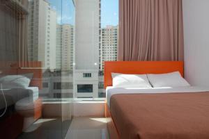 1 hotel kuchai lama