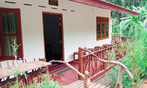 sinharaja pitadeniya villa
