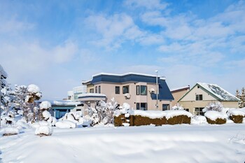 The Crane Sanctuary Kamifurano,,4 star