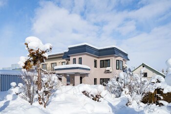 The Crane Sanctuary Kamifurano,,4 star