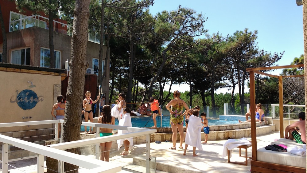 jaina resort and spa