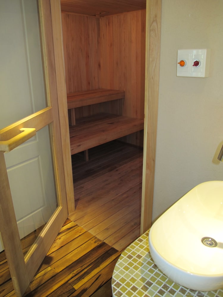 jaina resort and spa