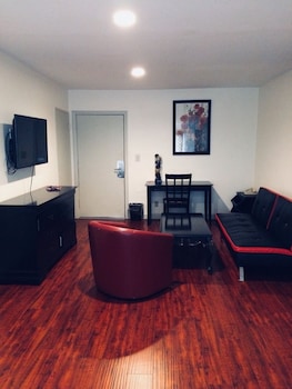 Akua Inn & Suites - Anaheim - Fullerton,,2 star