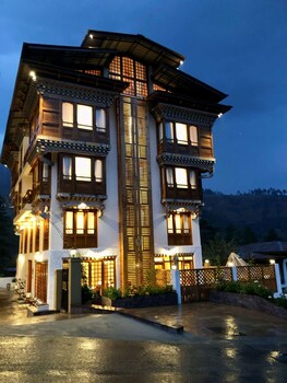 overland hotel